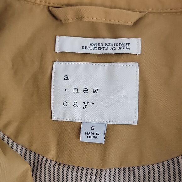 a new day Women's Camel Colored Trench Coat Size S - Picture 8 of 11